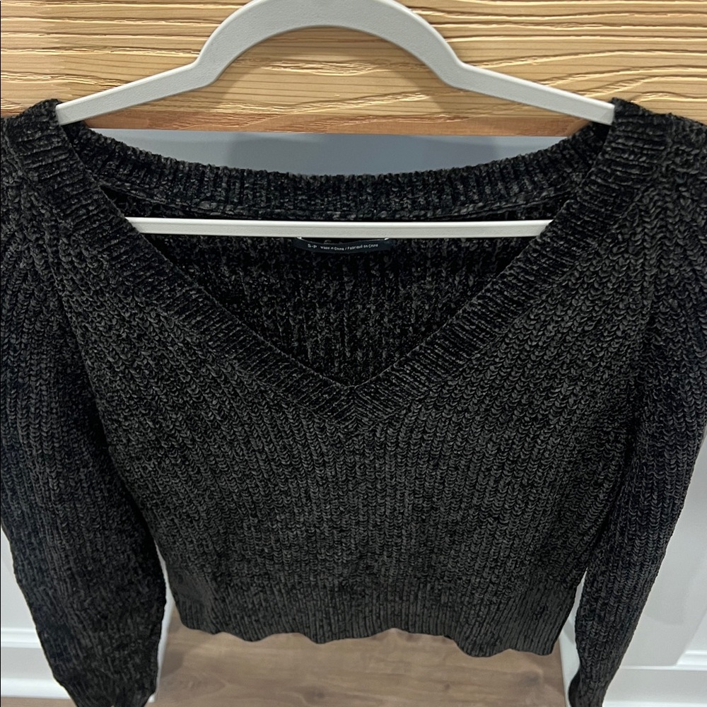 #137-Urban outfitters Sweater - Picture 5 of 7